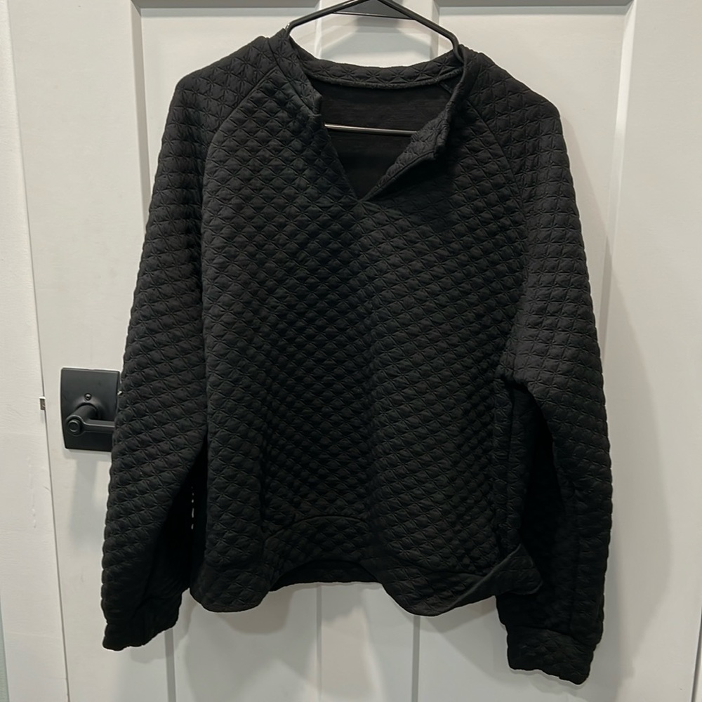 Quilted pattern sweatshirt